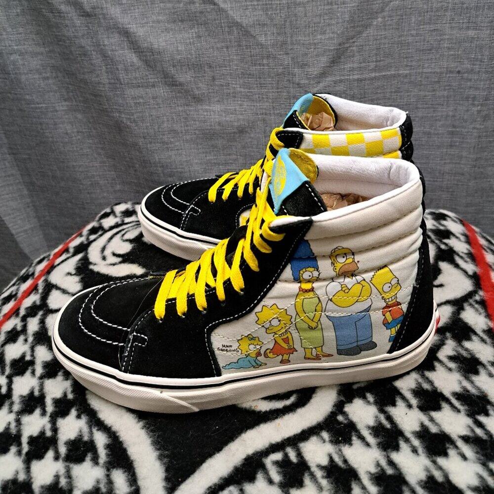 %Size 9 Women - VANS The Simpsons x Sk8- High Simpsons Family / A 40